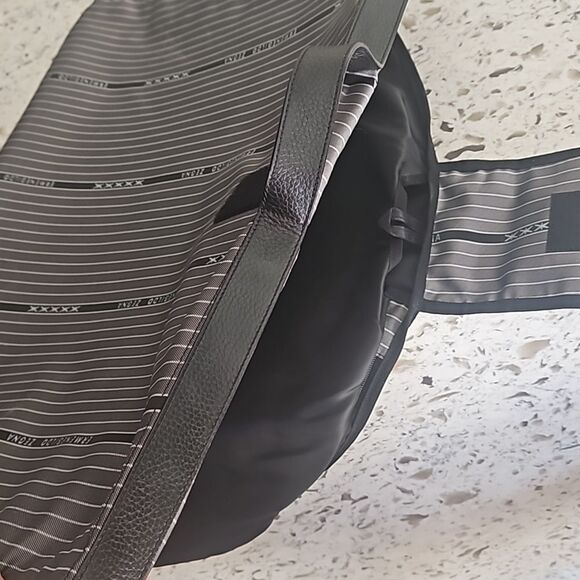 Ermenegildo Zegna Striped Garment Bag eith Leather Handles - Picture 7 of 11